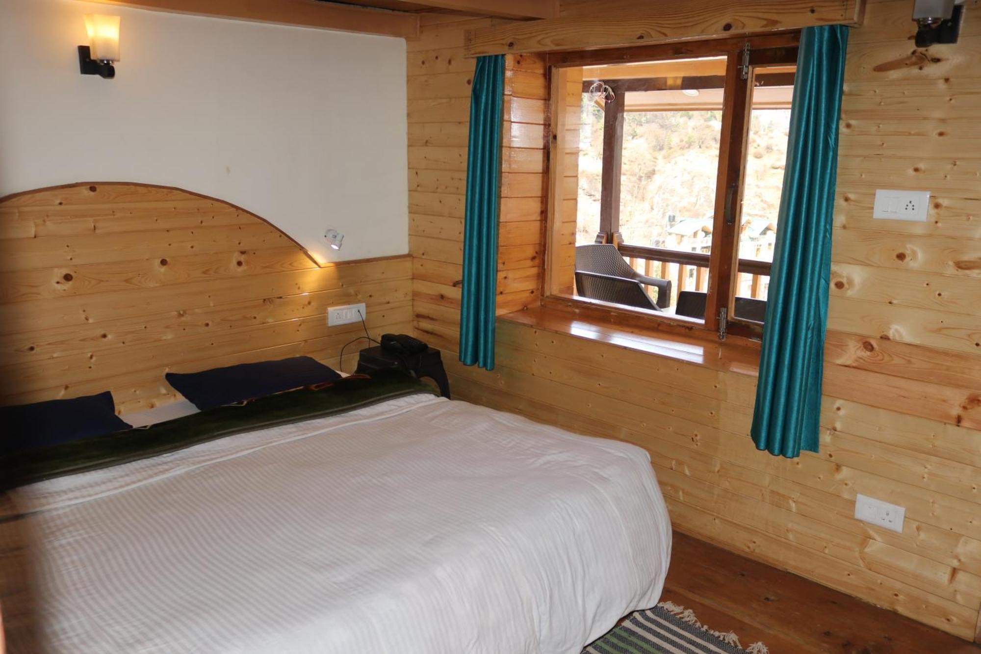 Forest Wood Cottage Manāli Exteriör bild